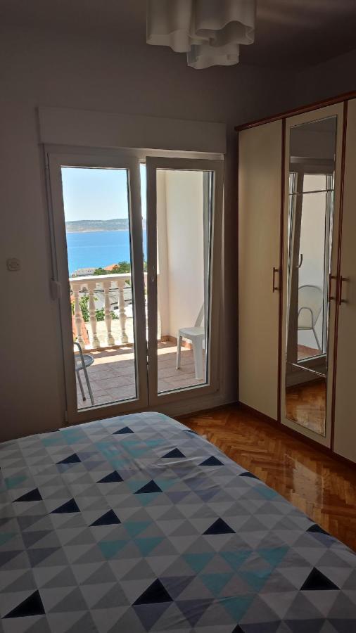 Apartments Veni Up Стариград-Пакленица Екстериор снимка