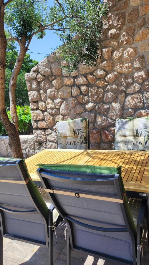 Apartments Veni Up Стариград-Пакленица Екстериор снимка