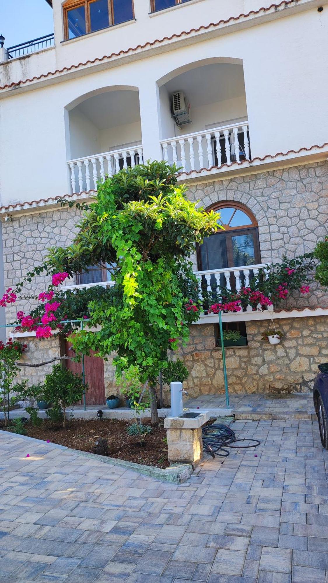 Apartments Veni Up Стариград-Пакленица Екстериор снимка