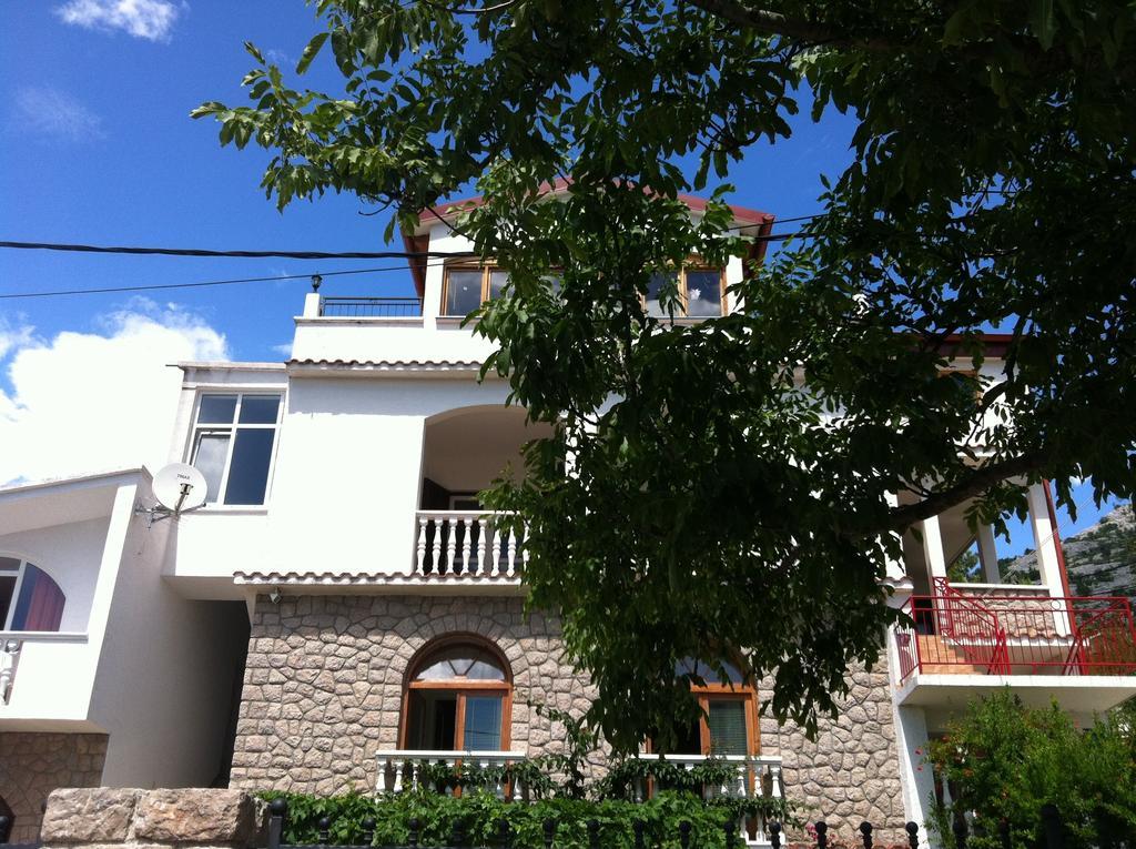 Apartments Veni Up Стариград-Пакленица Екстериор снимка