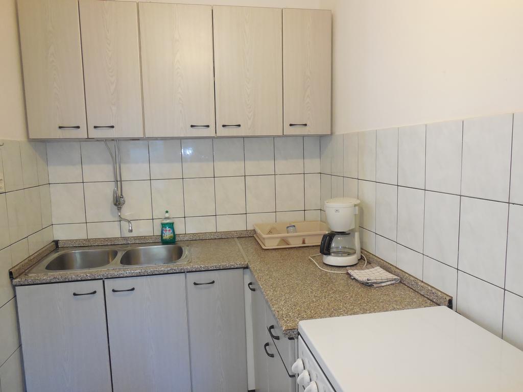 Apartments Veni Up Стариград-Пакленица Екстериор снимка
