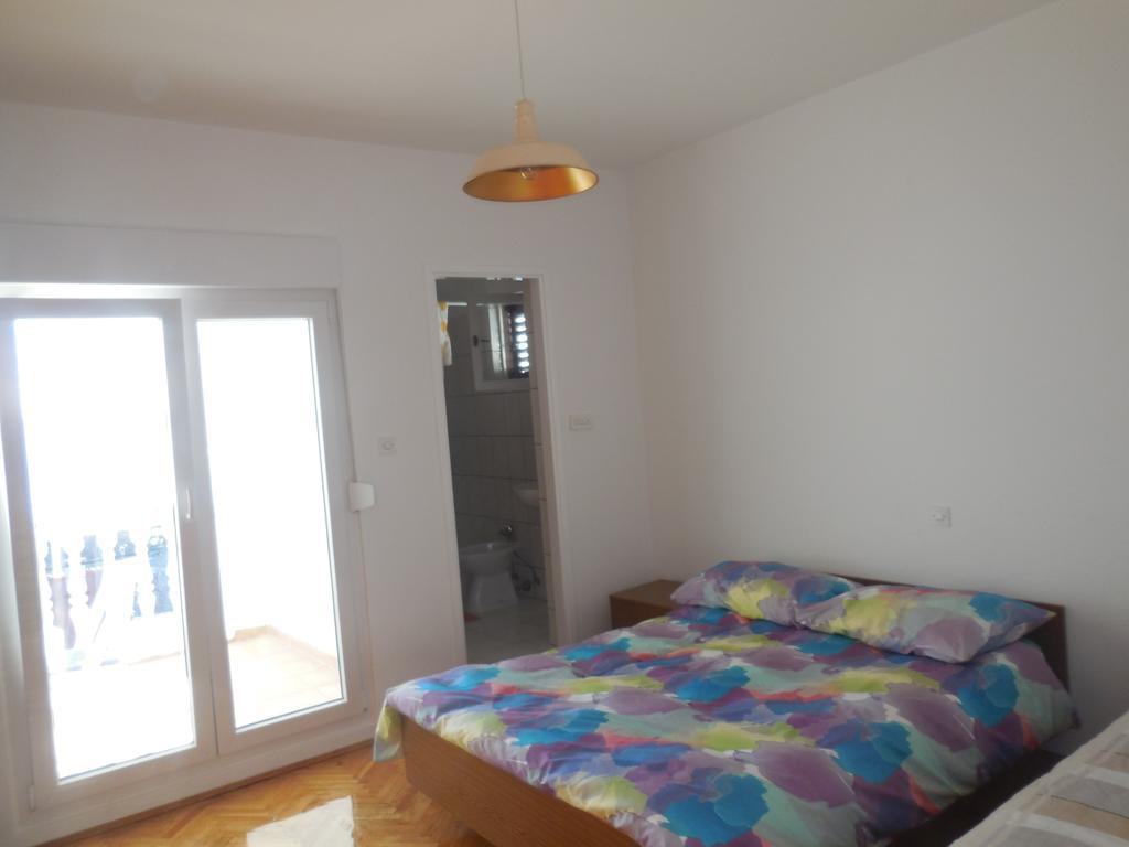 Apartments Veni Up Стариград-Пакленица Екстериор снимка